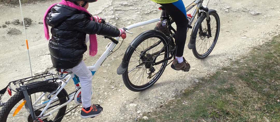 Trailer Bike pour l'apprentissage du vélo par son enfant